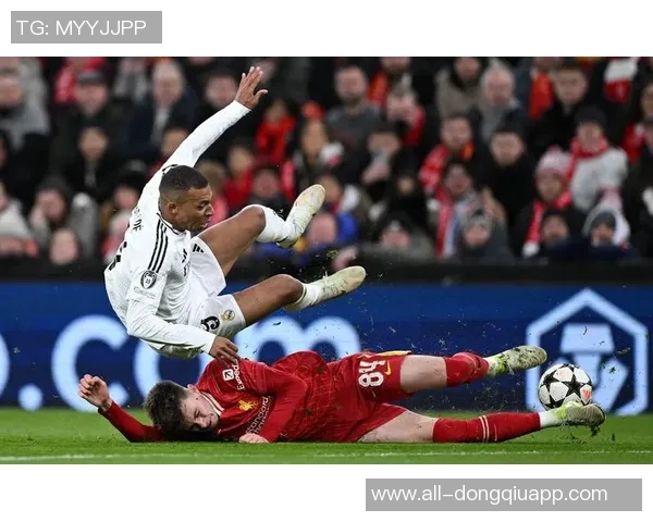 巴尔韦德称姆巴佩必能成功训练中常见卡雷拉斯精彩射门